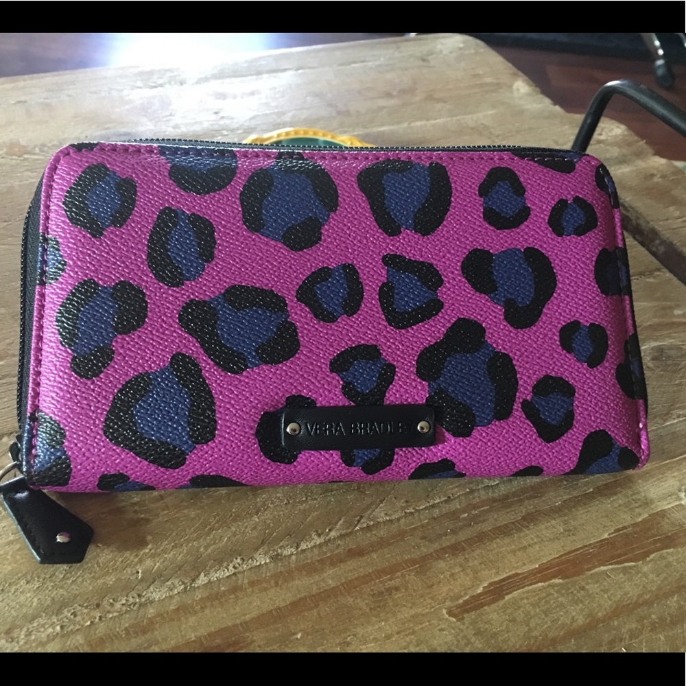 Never used leather Vera Bradley wallet!